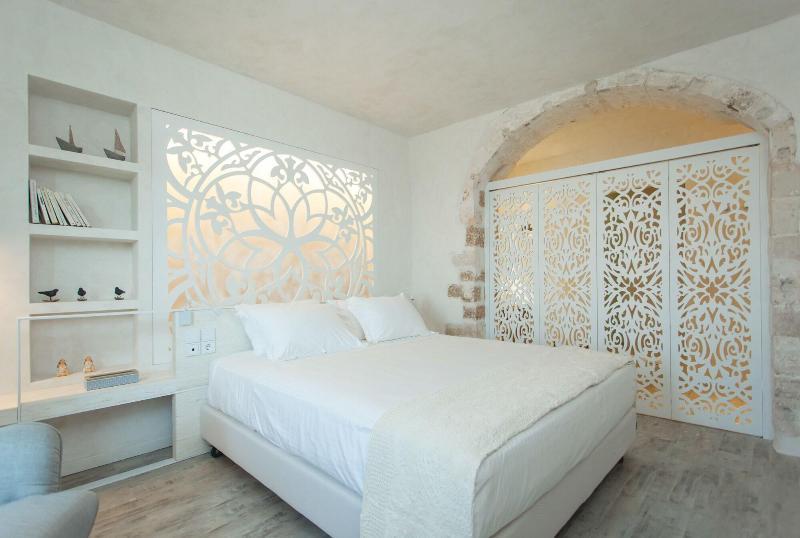 Chania Inn Bagian luar foto